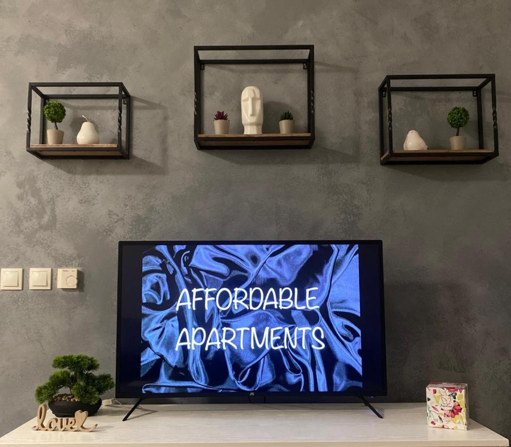 Affordable Apartments 8 Загреб Екстериор снимка