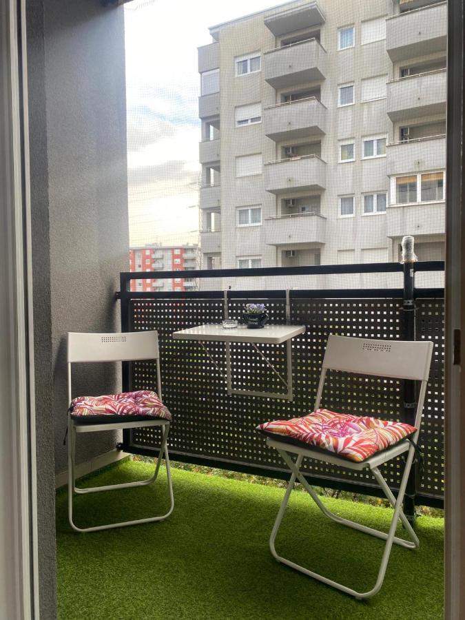 Affordable Apartments 8 Загреб Екстериор снимка